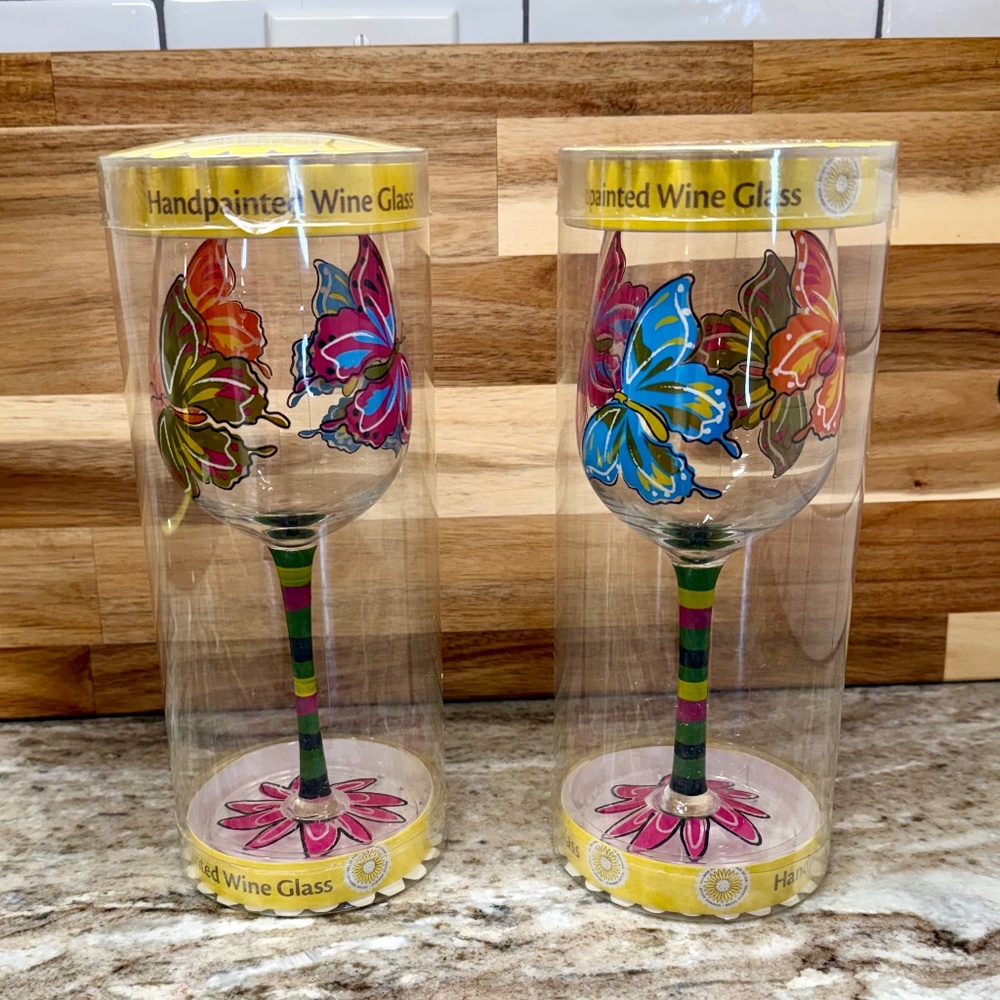 🦋 Hand‑Painted Butterfly Wine Glasses – Artisan Stemware, Set of 2, New in Tube